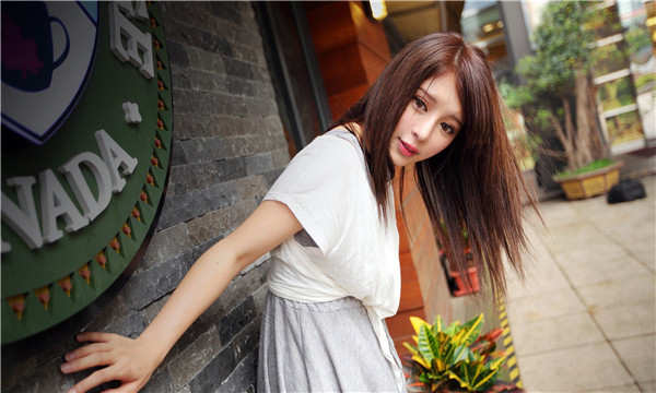 仁和想找一个女性生孩子给报酬-｛找个女人生孩子多少钱｝
